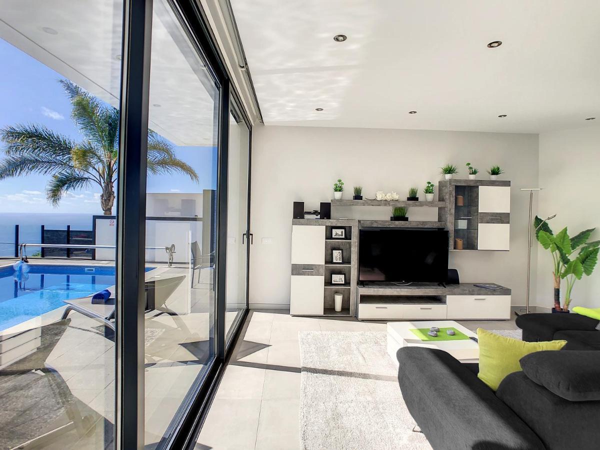Villa Stella By Lovelystay Arco da Calheta  Extérieur photo